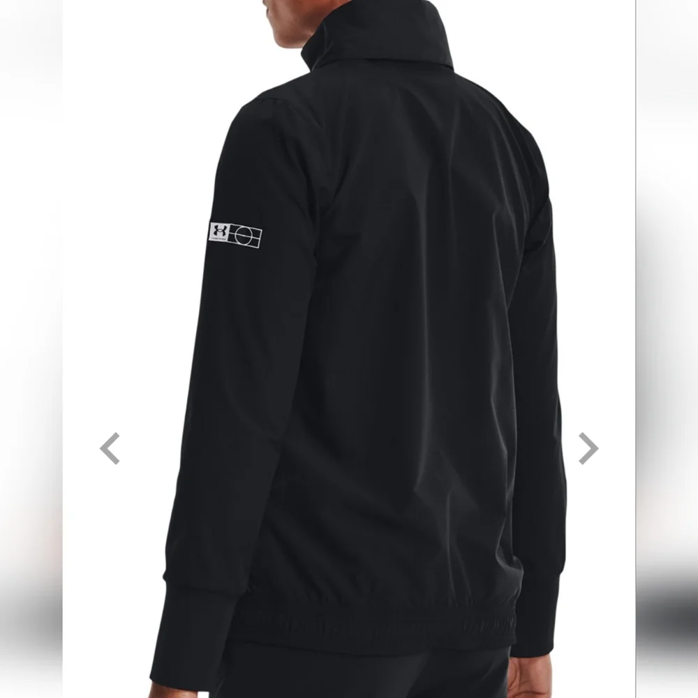 NWT size M Under Armour 1/2 zip windbreaker - Picture 13 of 14